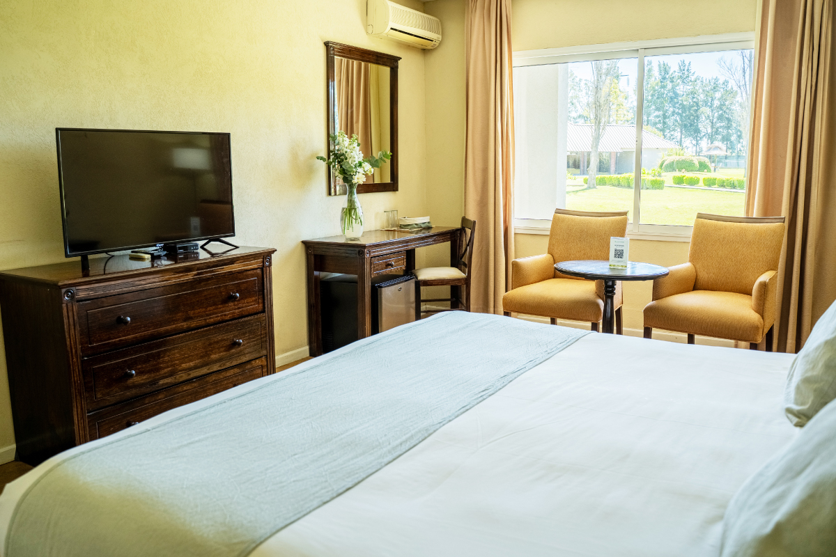 Habitación Senior King - Wyndham Garden Campana (26)