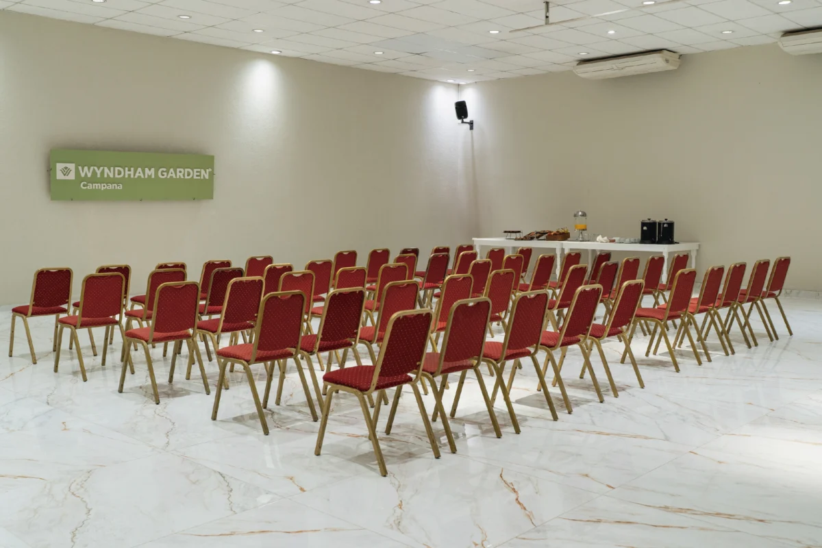 salon-rio-lujan-wyndham-garden-campana-auditorio-perfil